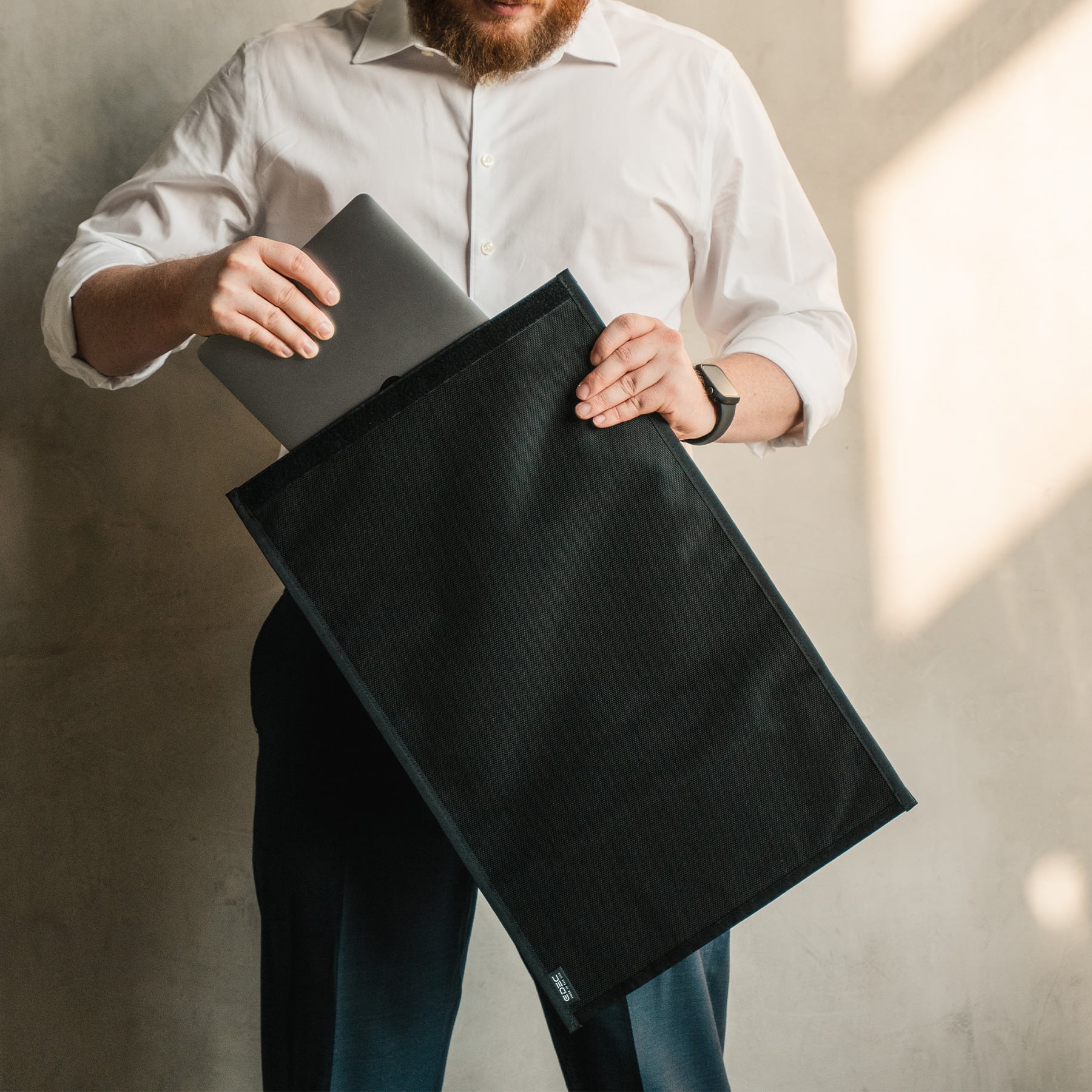 UTILITY FARADAY BAG FOR LAPTOPS OFFGRID