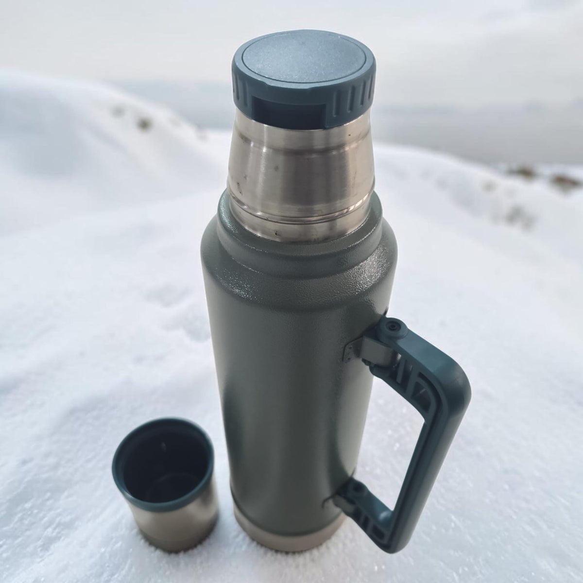 1.4L Vacuum Insulated Thermos – Cold Weather Field Bottle FairD Canada