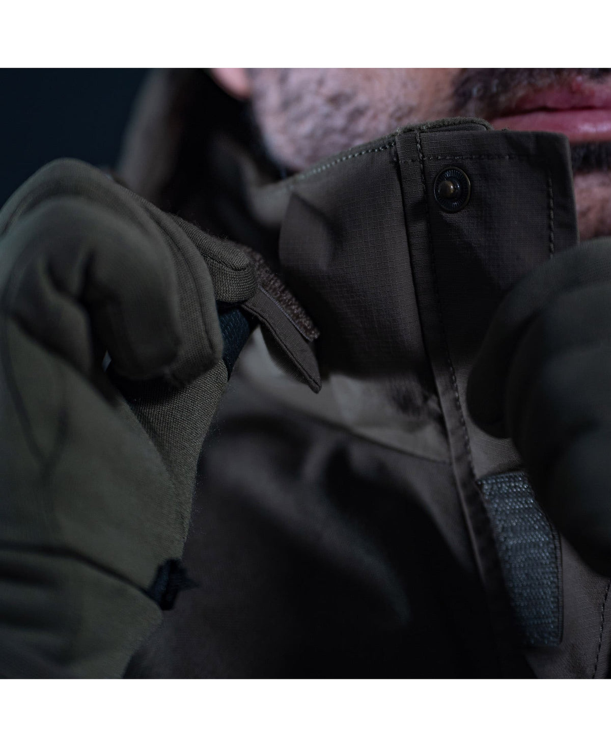 Pentagon HCP V2.0 parka collar and front closure detail