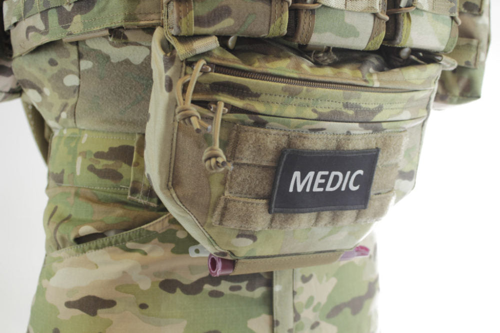 Drop down velcro utility pouch - FairD Canada