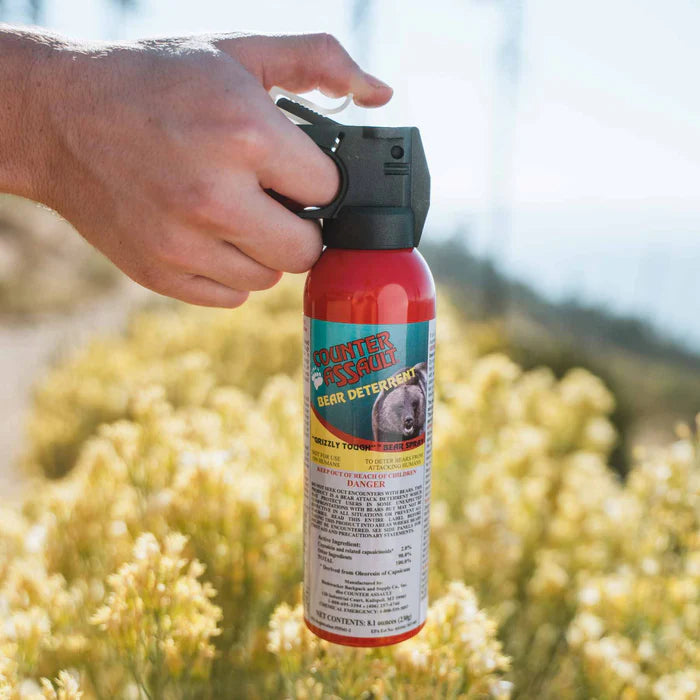 32-Foot Bear Spray (8.1 oz.) with Holster COUNTER ASSAULT