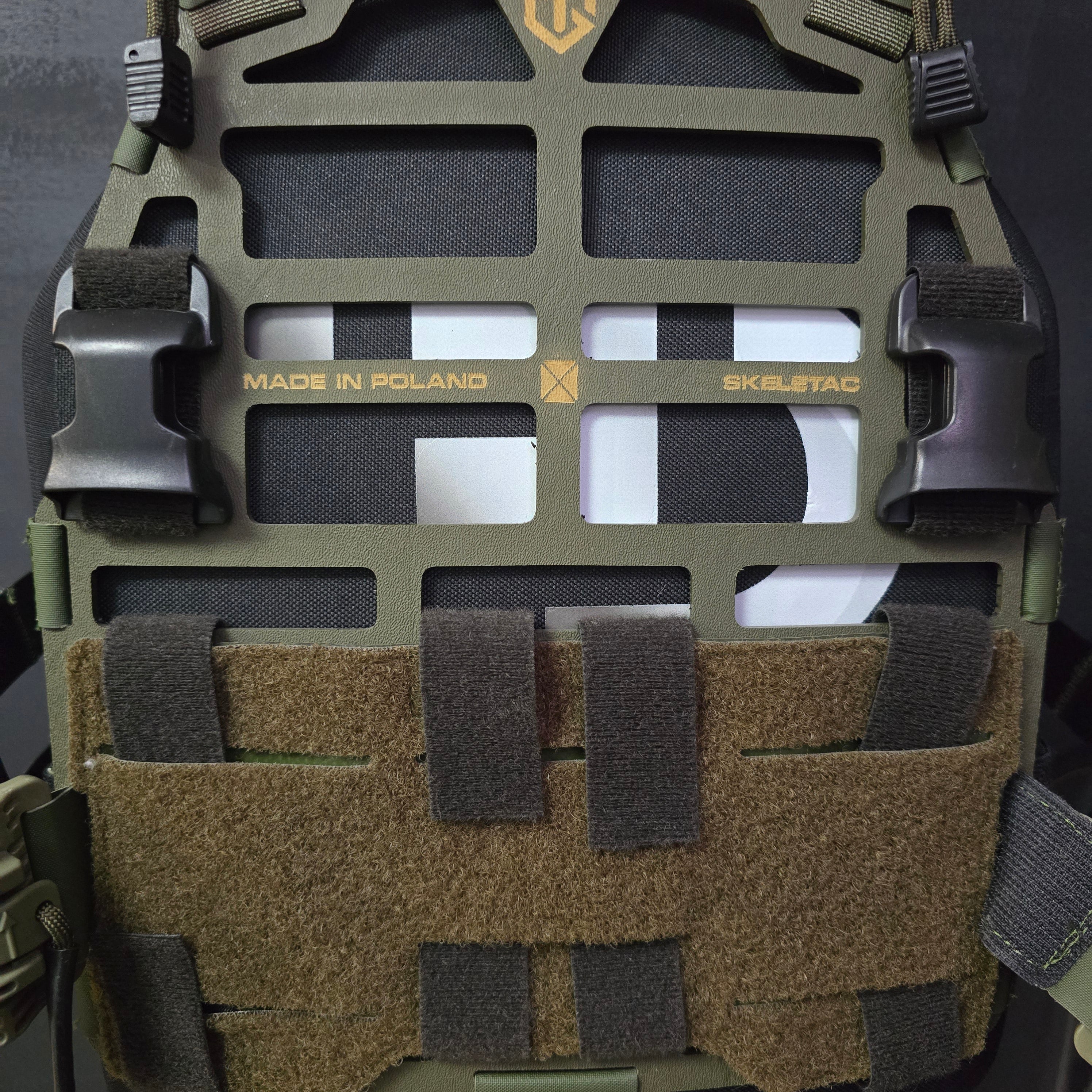 Skeletac plate carrier Medium Green